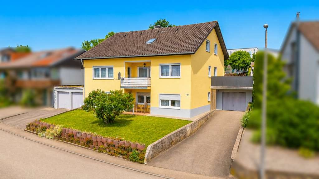 Immobilie in Osterburken - ++Großzügige 4,5-Zi.-ETW mit Garten, Terrasse & Garage in Osterburken++ - Bild 0