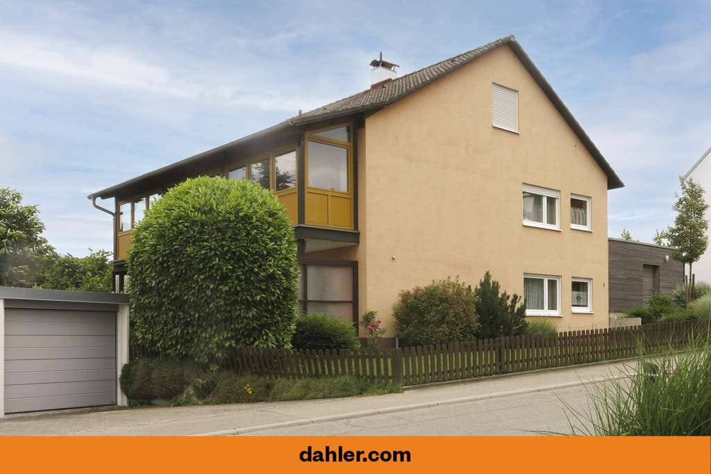 Immobilie in Überlingen - Gepflegtes Zweifamilienhaus in idyllischer Waldrandlage - Bild 1