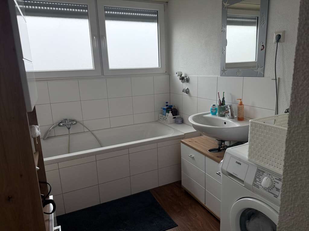 Immobilie in Freiberg am Neckar - ATTRAKTIVE KAPITALANLAGE – Mehrfamilienhaus (6-FH) mit hervorragendem Entwicklungspotenzial! - Bild 2