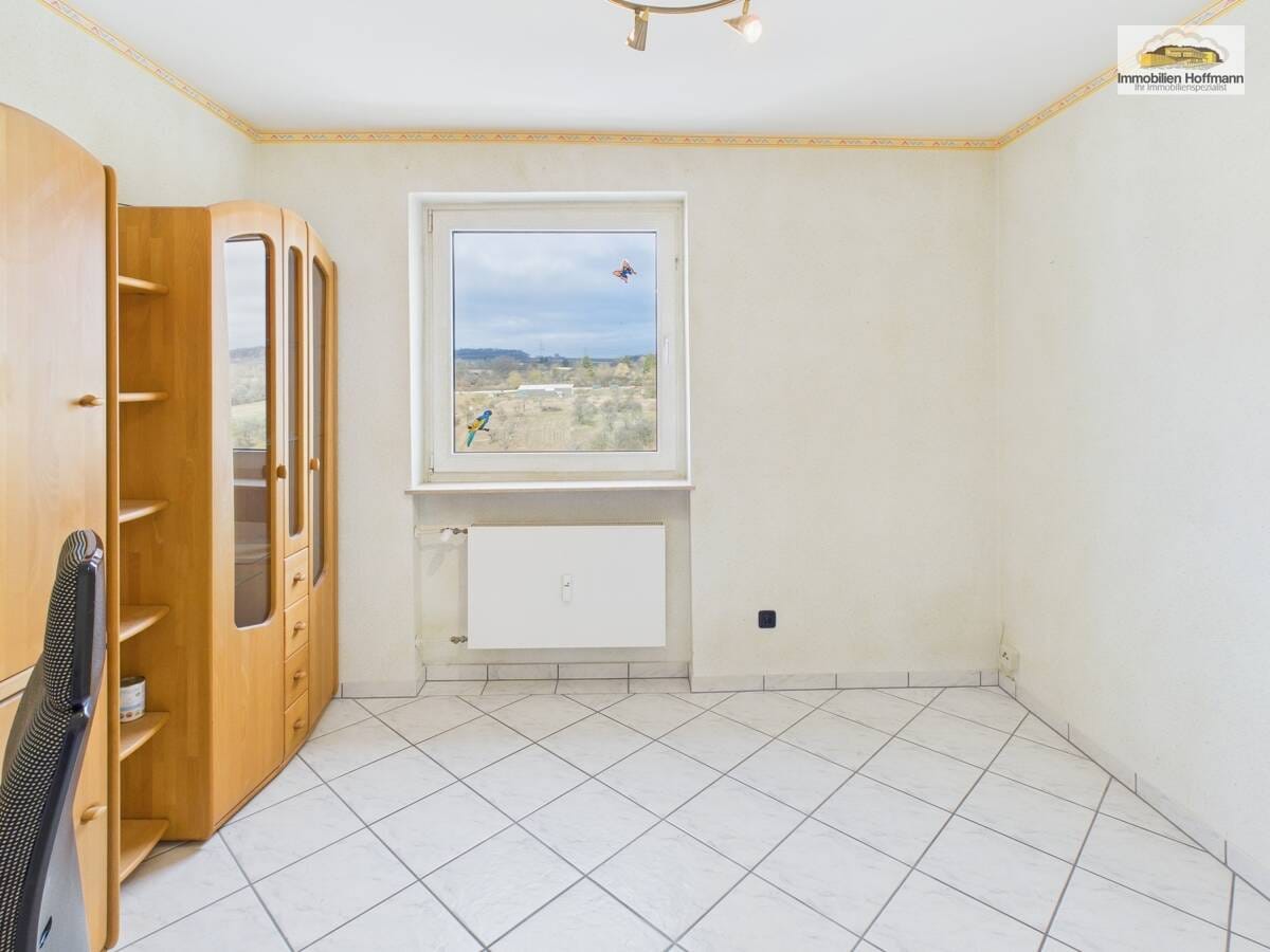 Immobilie in Maintal - Sofort einziehen: Helle 3-Zimmer-Wohnung mit Balkon & Aufzug - Bild 4