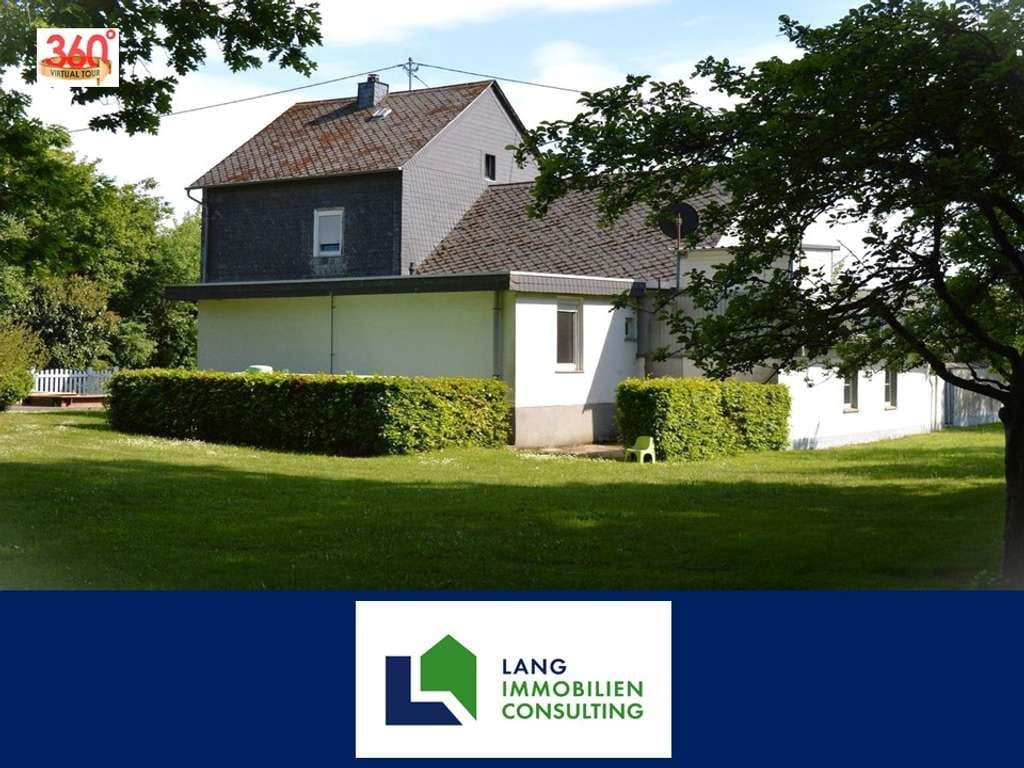 Immobilie in Laubach - Ruhige Randlage: Großes Haus mit weitläufigem, eingefriedetem Grundstück - Bild 0