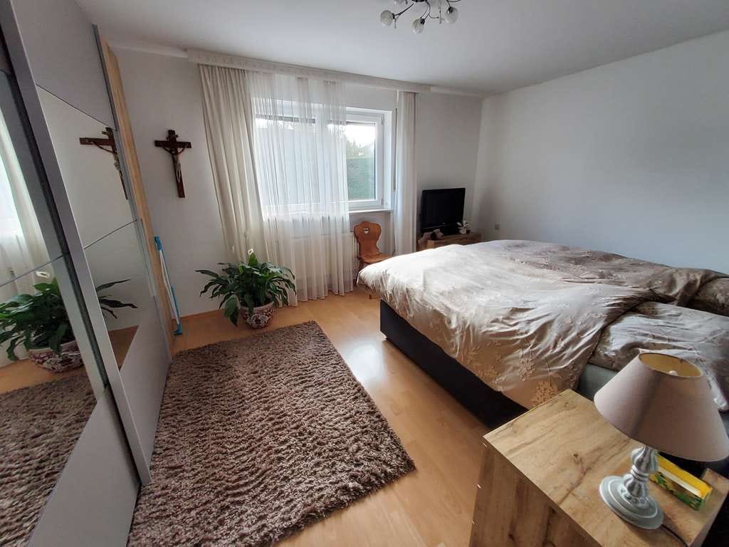 Immobilie in Eurasburg - 3 Zi.-Erdgeschosswohnung mit Gartenanteil - Bild 3