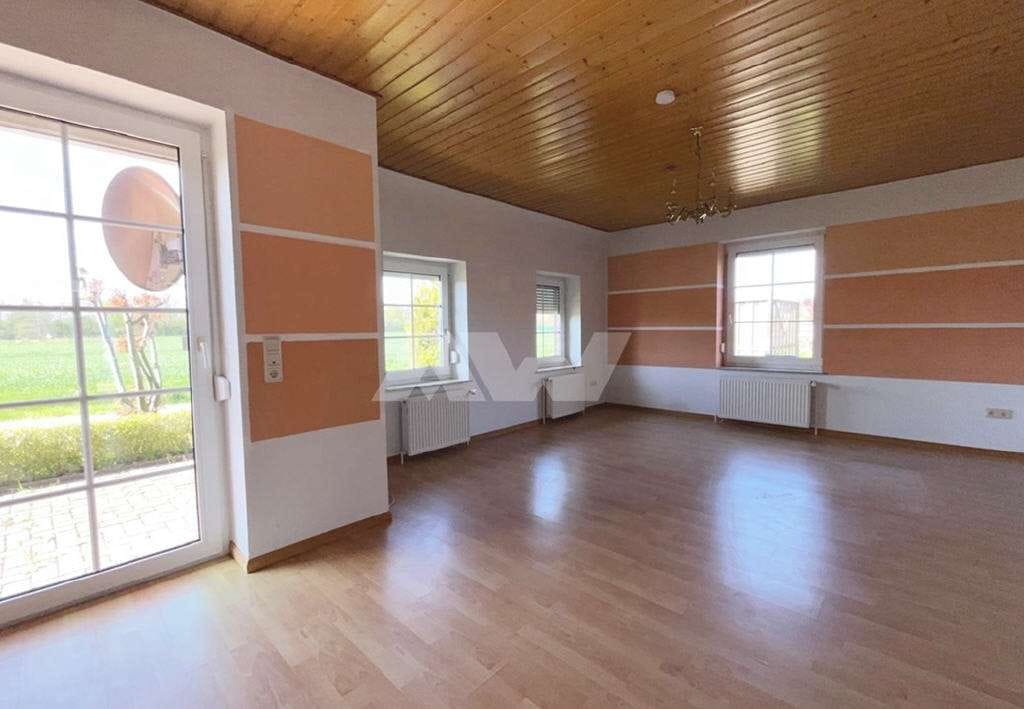 Immobilie in Halbemond - Einfamilienhaus mit Garten in Halbemond!
Objekt-Nr.: 26-010-S - Bild 1