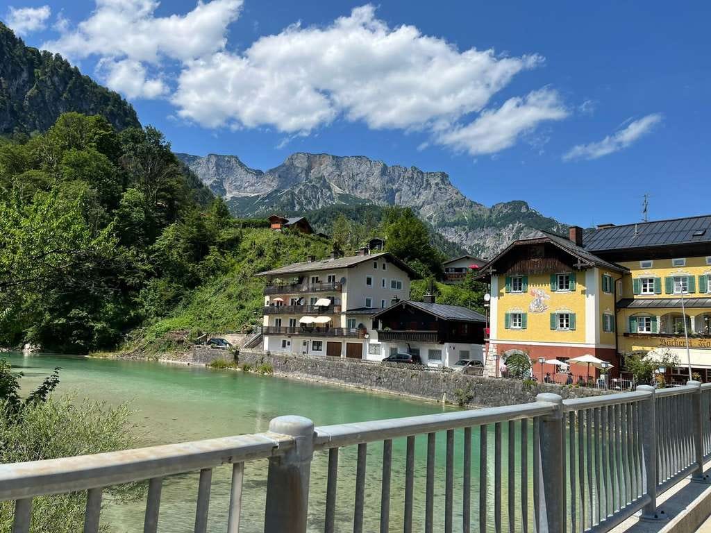 Immobilie in Marktschellenberg - Seltene Gelegenheit im Berchtesgadener Land – Ferienwohnung in den Bergen - Bild 0