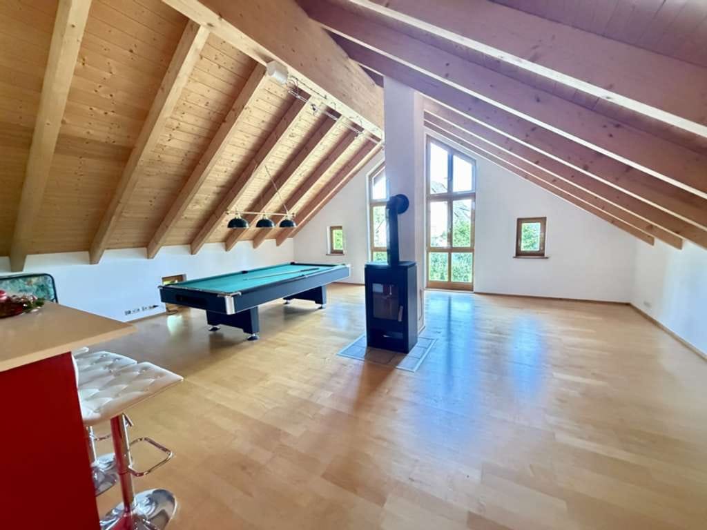 Immobilie in Erding - Traumgrundstück mit charmanten und gepflegtem Einfamilienhaus in ruhiger Lage in Erding Süd - Bild 3