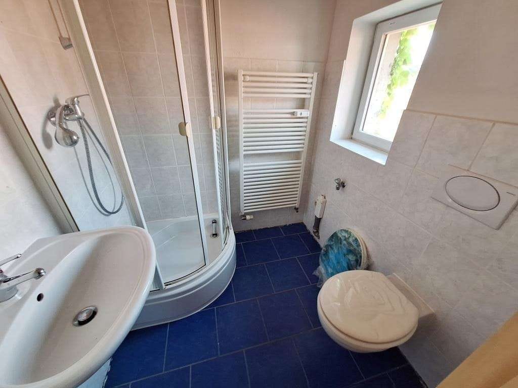 Immobilie in Lohmen - Mehrgenerationenhaus mit großem Garten und vielseitigen Nutzungsmöglichkeiten - Bild 3