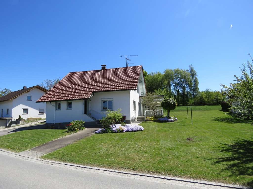 Immobilie in Bernried - Einfamilienhaus mit Anbau in ruhiger und unverbaubarer Südwestlage am Ortsrand Nähe Schloss Egg - Bild 3