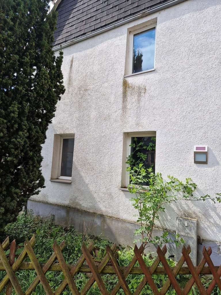 Immobilie in Glauburg - Glauburg - Handwerkerpotenzial -3Zi Haus mit Garten,Scheune und E-Ladestation - Bild 0