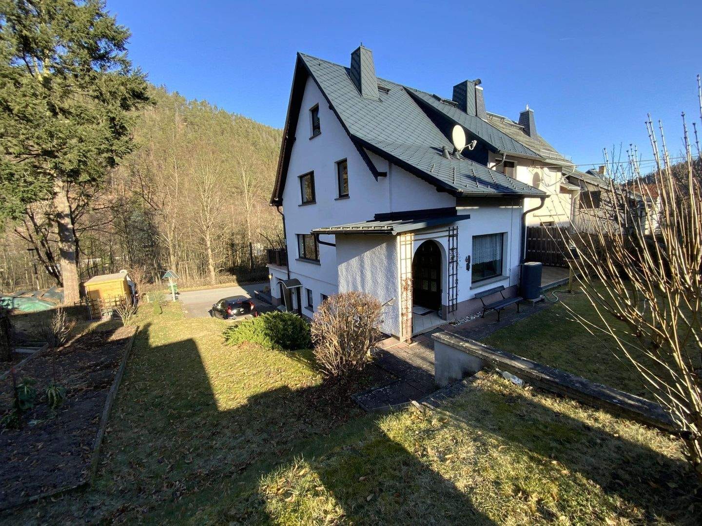 Immobilie in Sitzendorf - Großzügige Doppelhaushälfte mit Einliegerwohnung - Bild 3