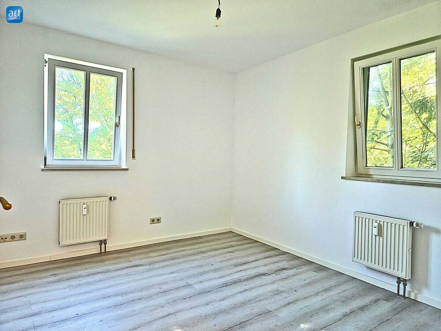 Immobilie in Laufen - Traumhafte 72m² Wohnung in Laufen: 2 Balkone, 2 Keller & Tiefgarage warten auf Sie! - Bild 2