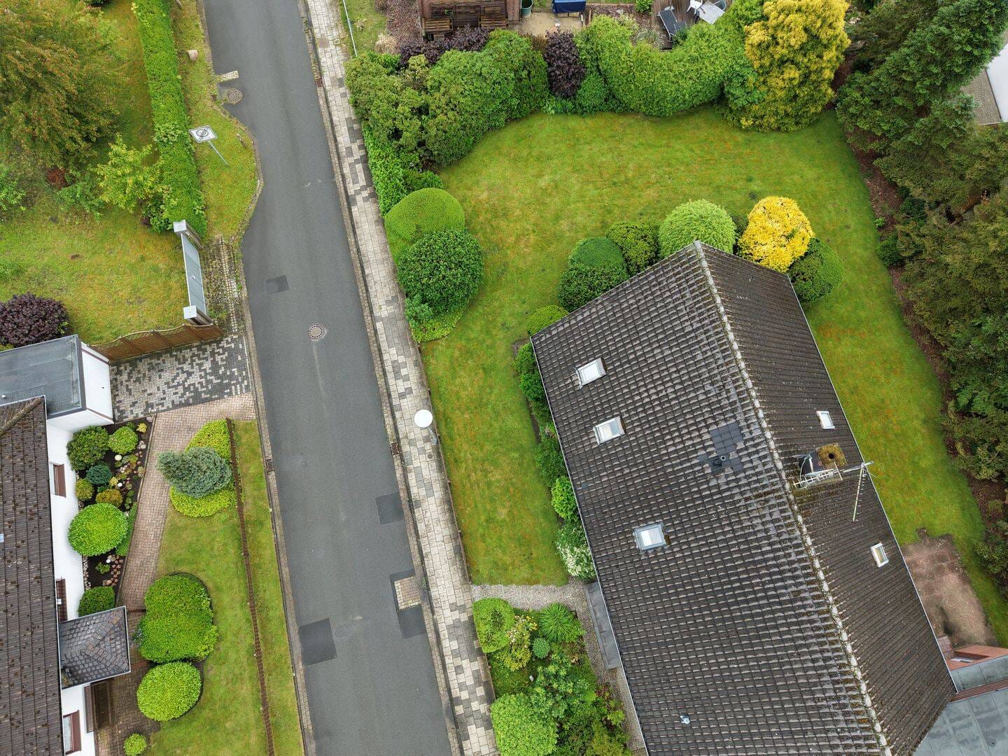 Immobilie in Großenkneten - Großzügiges Ein-/Zweifamilienhaus mit Einliegerwohnung, Kamin & Dachterrasse in Huntlosen - Bild 4