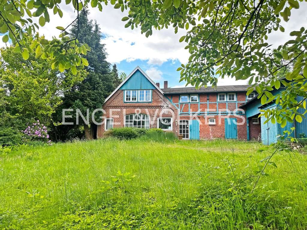 Immobilie in Seevetal - Sanierungsbedürftiges Bauernhaus mit Charme und herrlichem Weitblick - Bild 0