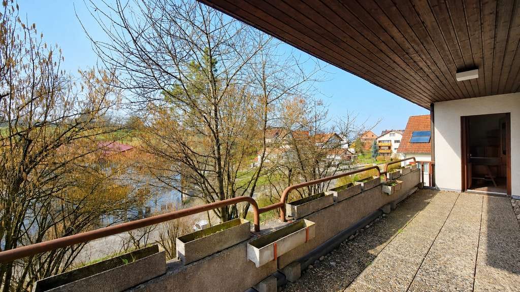 Immobilie in Küssaberg - Großzügiges Einfamilienhaus mit Einliegerwohnung in Bechtersbohl zu verkaufen - Bild 1