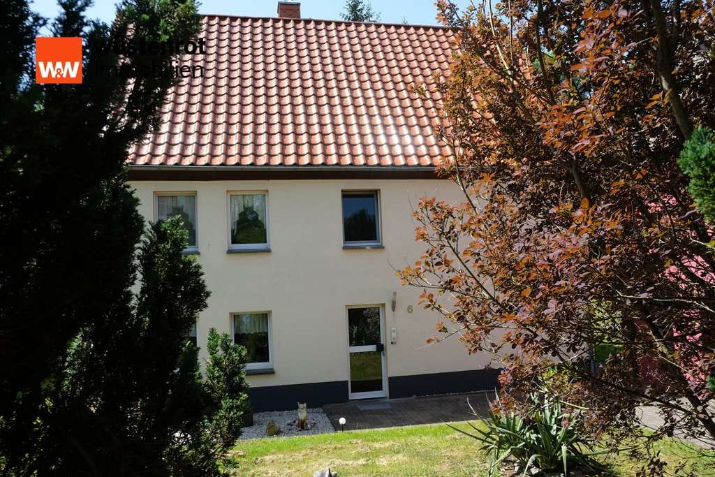 Immobilie in Halsbrücke - Charmantes kernsaniertes EFH mit großem Nebengebäude in ruhiger Grünlage - Bild 1