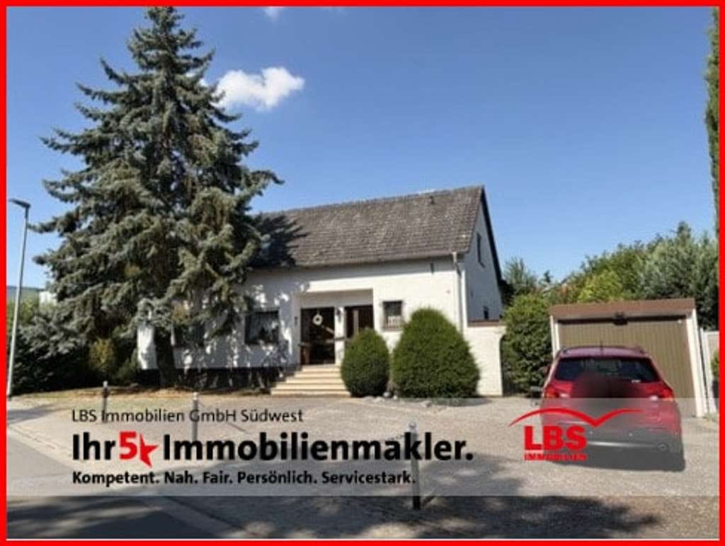 Immobilie in Hillesheim - LBSi-Alzey   Ein-Zweifamilienhaus mit 644m² großem Grundstück - Bild 0