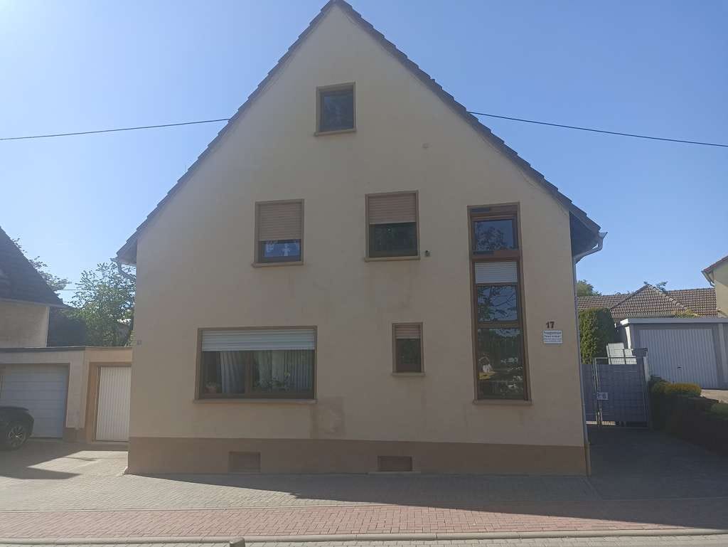 Immobilie in Plaidt - Viel Platz für den Alltag in diesem Einfamilienhaus in Plaidt - Bild 0