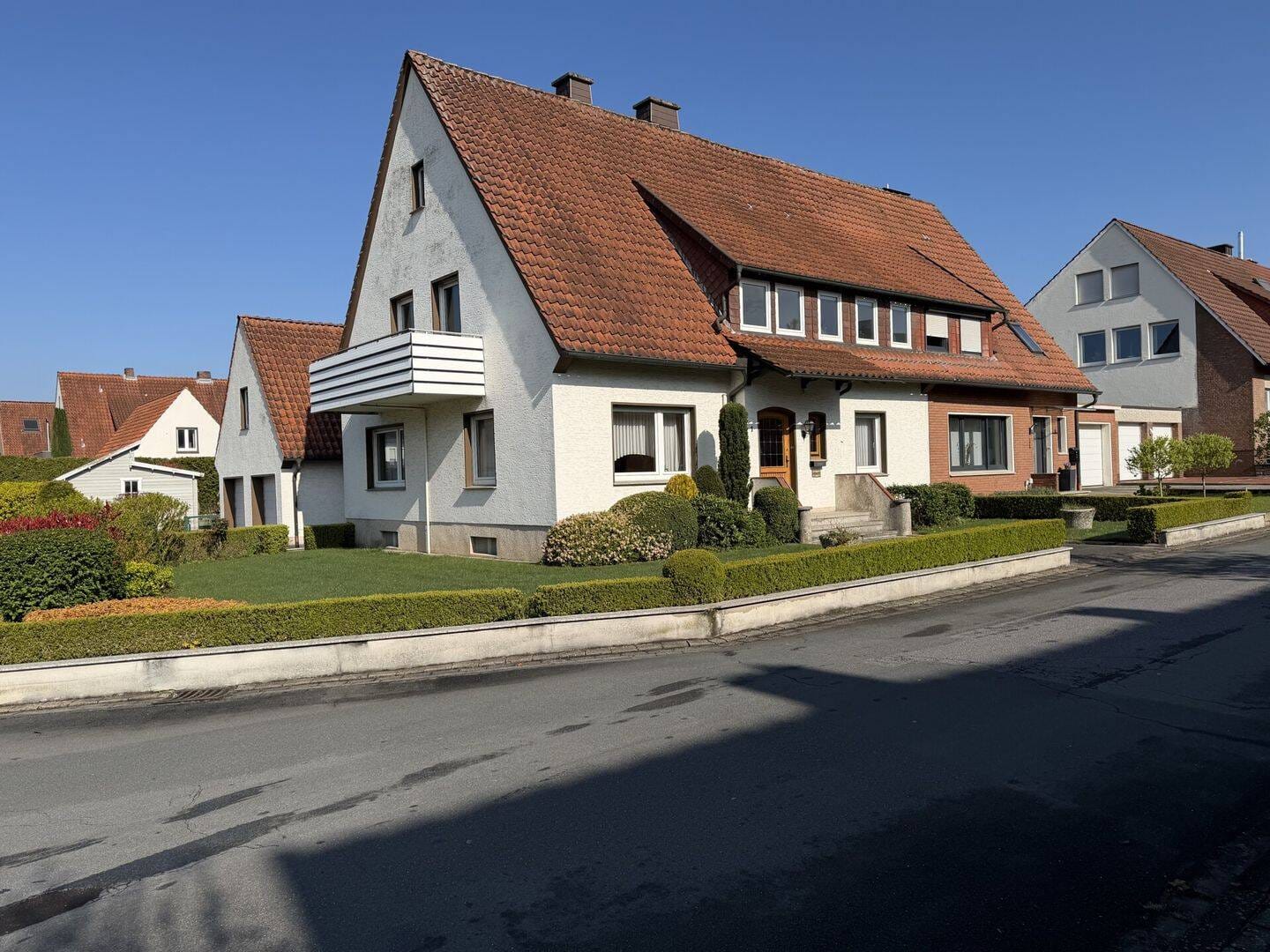 Immobilie in Dissen - Doppelhaushaushälfte mit Einliegerwohnung auf Erbpachtgrundstück in Dissen - Bild 0