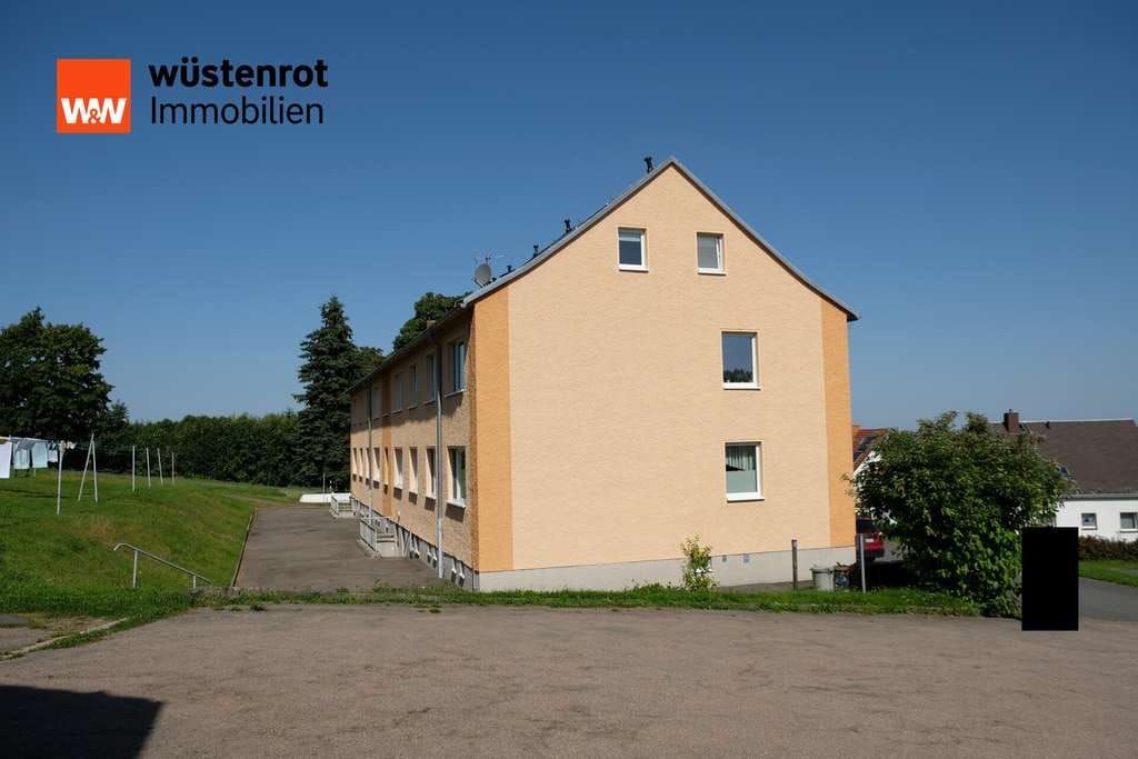 Immobilie in Frauenstein - Schöne 3-Raum-ETW mit Garage, Garten & 211 m² Grundstück in Frauenstein-Dittersbach - Bild 2