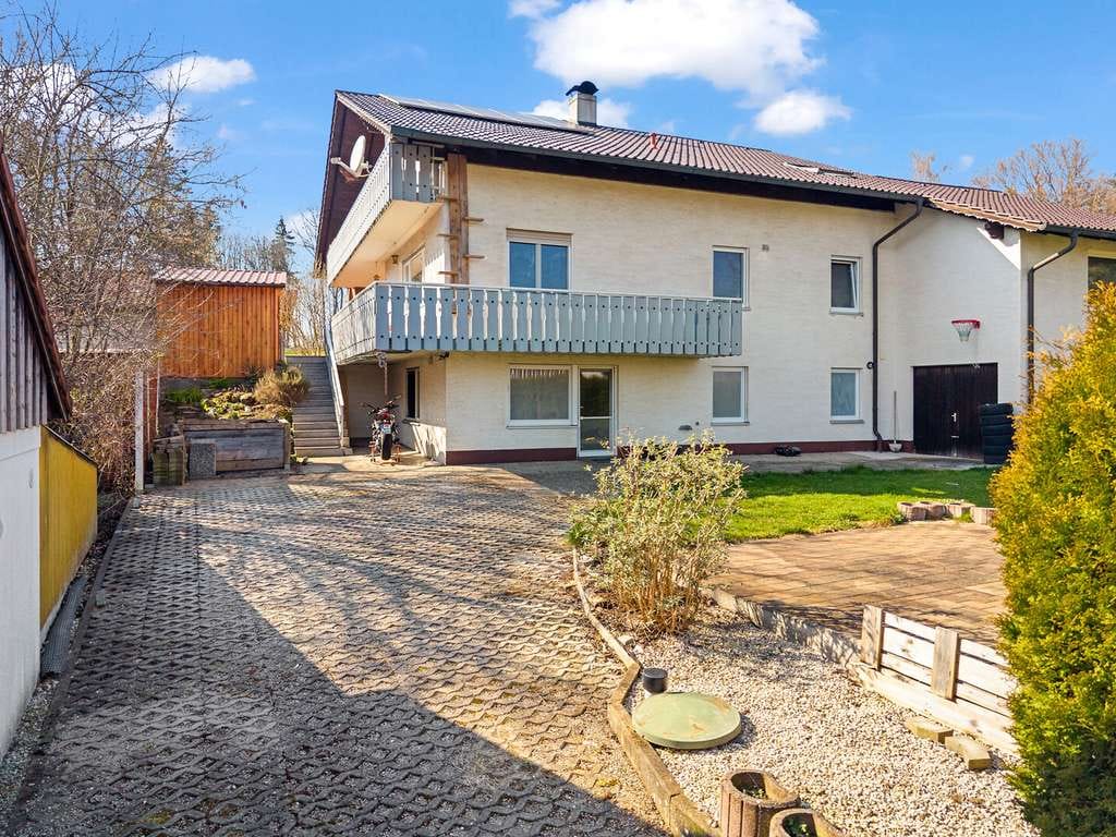 Immobilie in Wiedergeltingen - Großfamilie: ruhiges Haus nahe Bhf. Buchloe und A96 - Bild 0