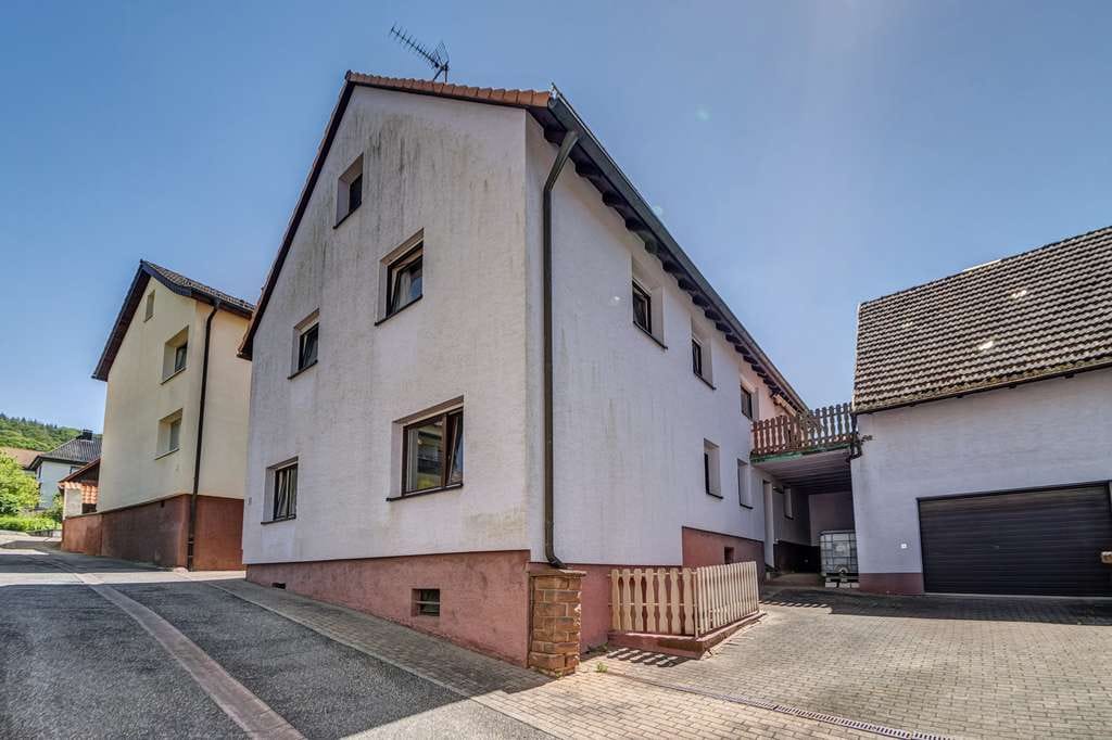 Immobilie in Malsch - Zukunftsstarkes Mehrfamilienhaus – aktuell 2 Wohneinheiten, Potenzial für bis zu 8 Einheiten - Bild 3