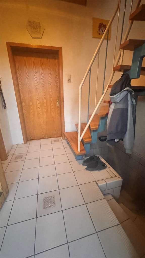 Immobilie in Boden - Günstiges Eigenheim, ideal für Handwerker: Doppelhaushälfte mit Garage und Hof - Bild 4