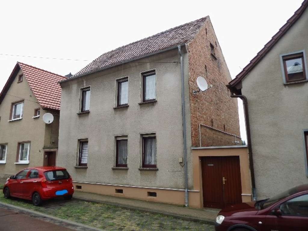 Immobilie in Klostermansfeld - Einfamilienhaus in ruhiger Siedlungslage zu verkaufen - Bild 1