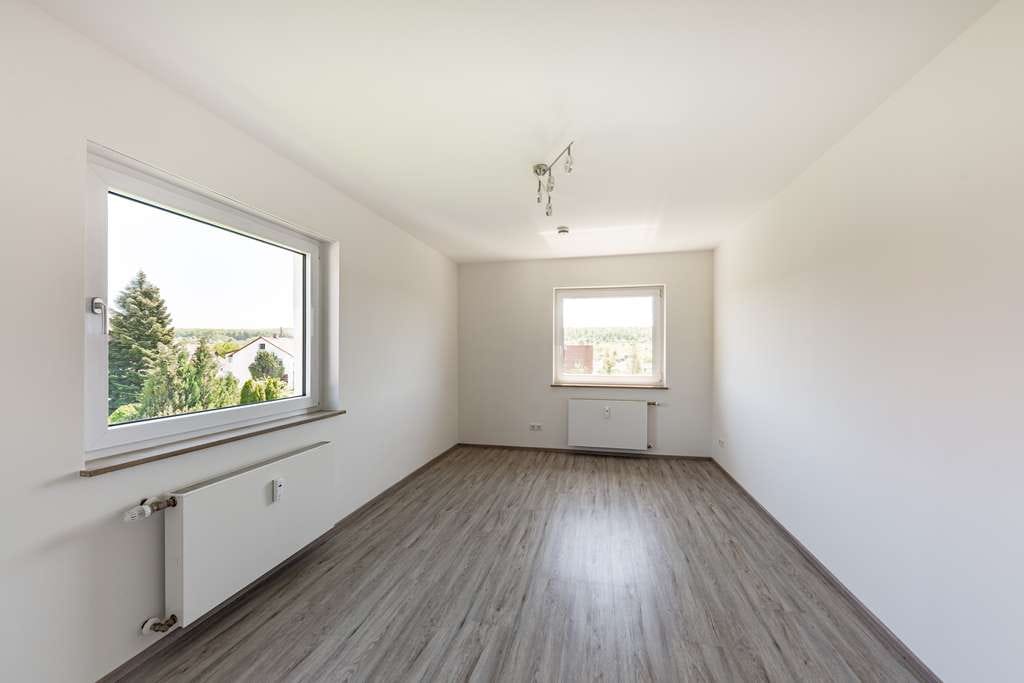 Immobilie in Notzingen - Helle & modernisierte 4-Zimmer-Wohnung mit Garten - Bild 4
