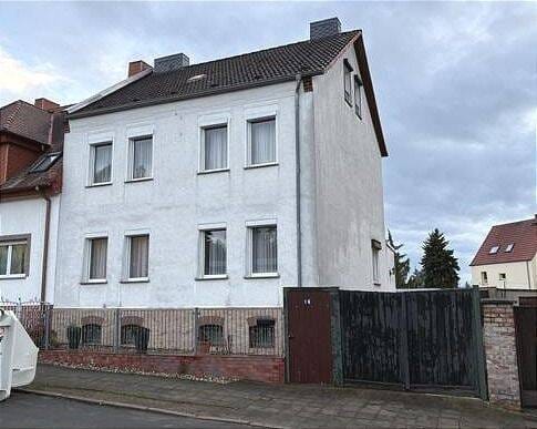 Immobilie in Salzatal - DHH mit Einliegerwohnung in Lieskau - Bild 0