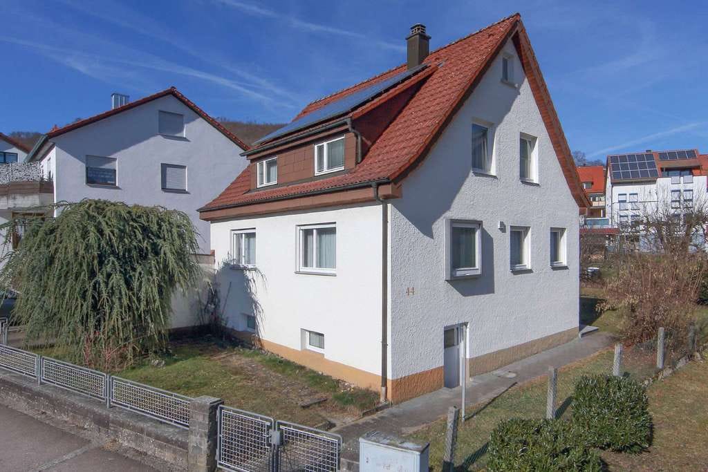 Immobilie in Oberkochen - HIER SPIELT DAS LEBEN - EINFAMILIENHAUS MIT HERZ IN OBERKOCHEN - Bild 2