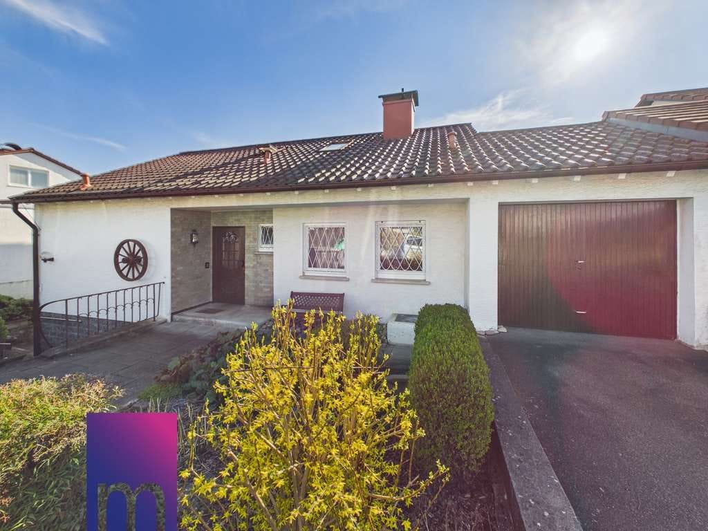 Immobilie in Altbach - Charmantes EFH in sonniger Aussichtslage mit tollem Garten, Einliegerwohnung und 2 Garagen - Bild 4