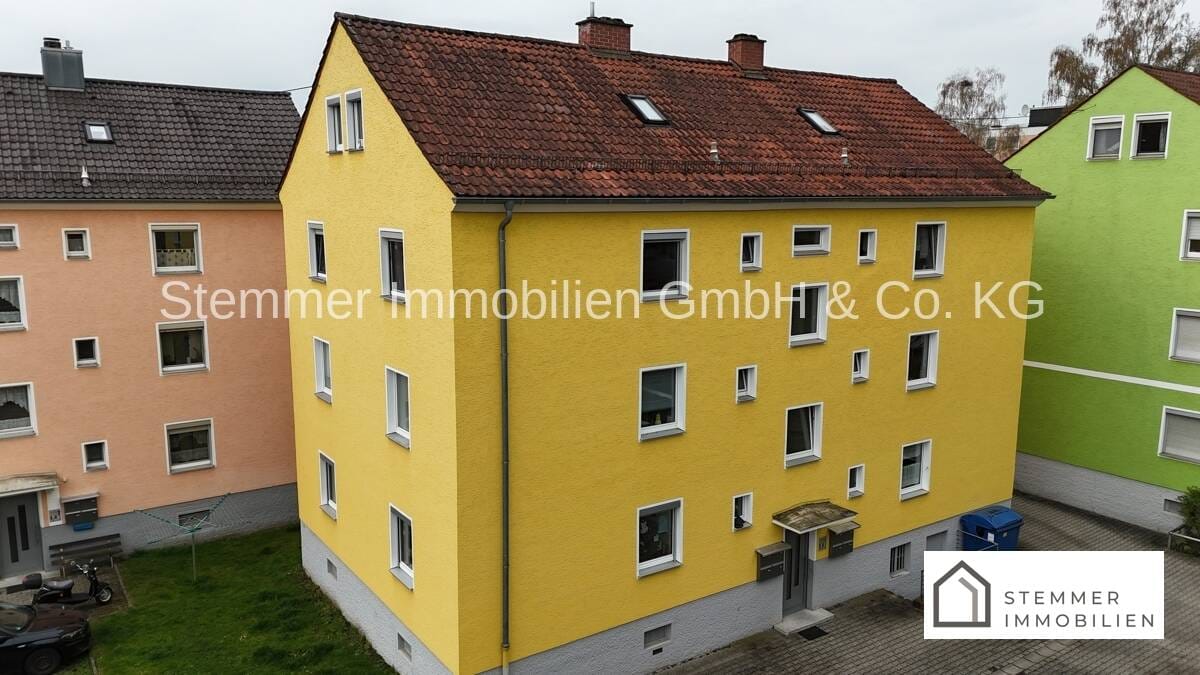 Immobilie in Weiden in der Oberpfalz - Gepflegte Hochparterre-Wohnung in Lerchenfeld, ideal zur Eigennutzung oder Kapitalanlage - Bild 0