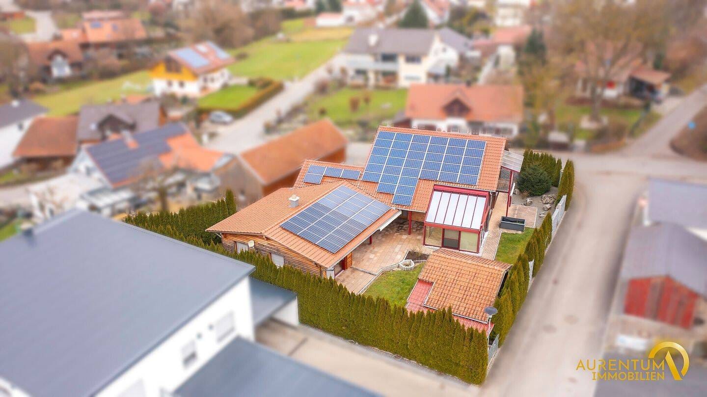 Immobilie in Bayerbach b. Ergoldsbach - Exklusives Wohlfühlhaus mit PV-Anlage, Wintergarten & Energieklasse A+ | Renditepotenzial bis 3,9 % - Bild 1
