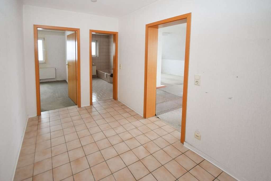 Immobilie in Goslar - Großzügige 2-Zimmer-Dachgeschosswohnung in ruhiger Lage.... - Bild 3
