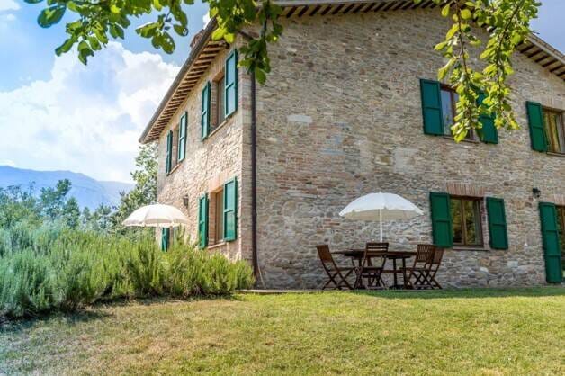 Immobilie in Waldaschaff - Bauernhaus und Cottage mit Pool und Bergblick - Bild 1