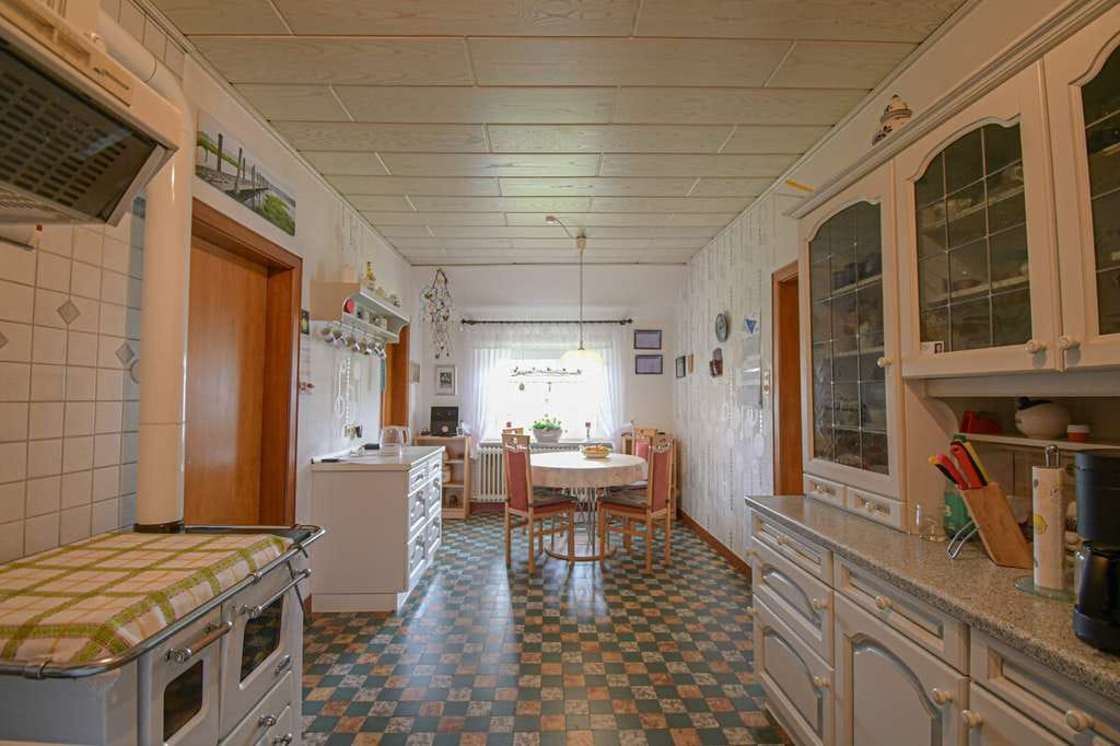 Immobilie in Edewecht - 6727 - Ländlich wohnen mit Potenzial
Behagliches Zuhause mit Charakter, Sommergarten & großem Garte - Bild 3