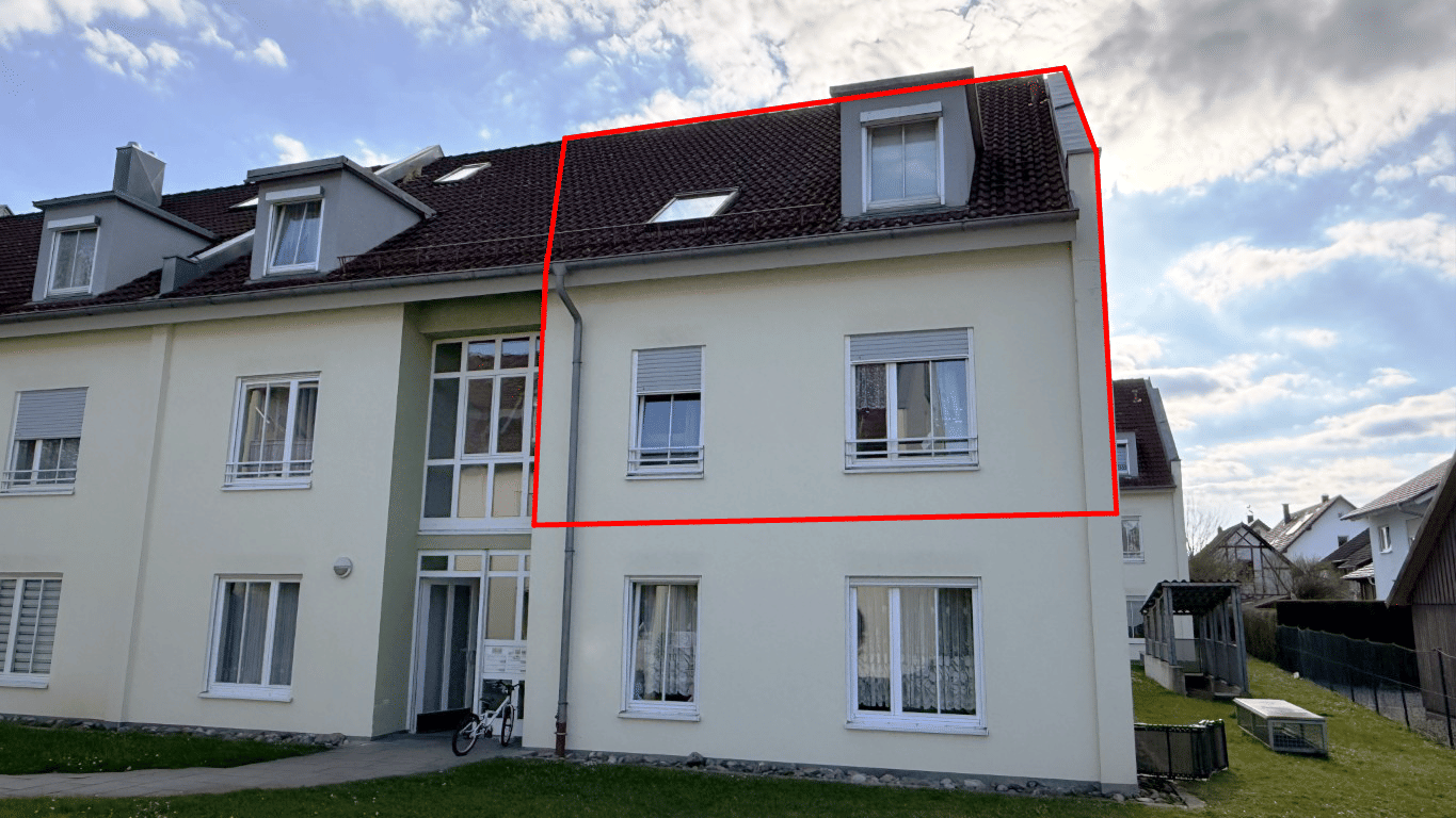 Immobilie in Pfullendorf - 3 Zimmer plus ausgebautes Dachgeschoss inkl. TG und Einbauküche - Bild 2