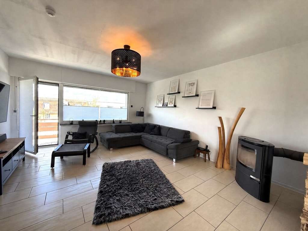 Immobilie in Breckerfeld - Top modernisiertes Zweifamilienhaus mit Garten & vier Garagen in Breckerfeld zu verkaufen!!! - Bild 2