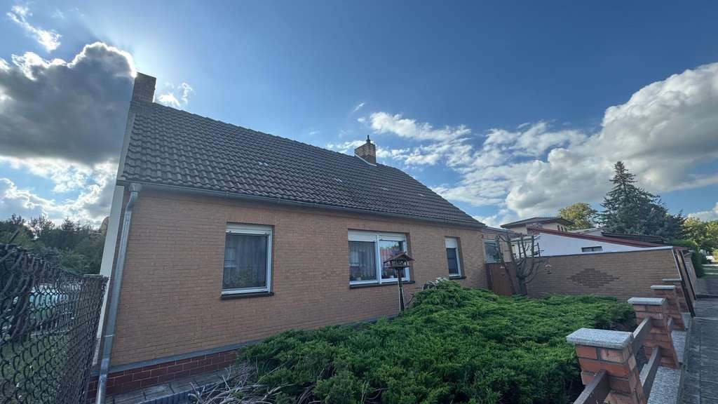 Immobilie in Premnitz - ruhig gelegenes Einfamilienhaus mit großem Garten in Döberitz zu verkaufen! - Bild 1
