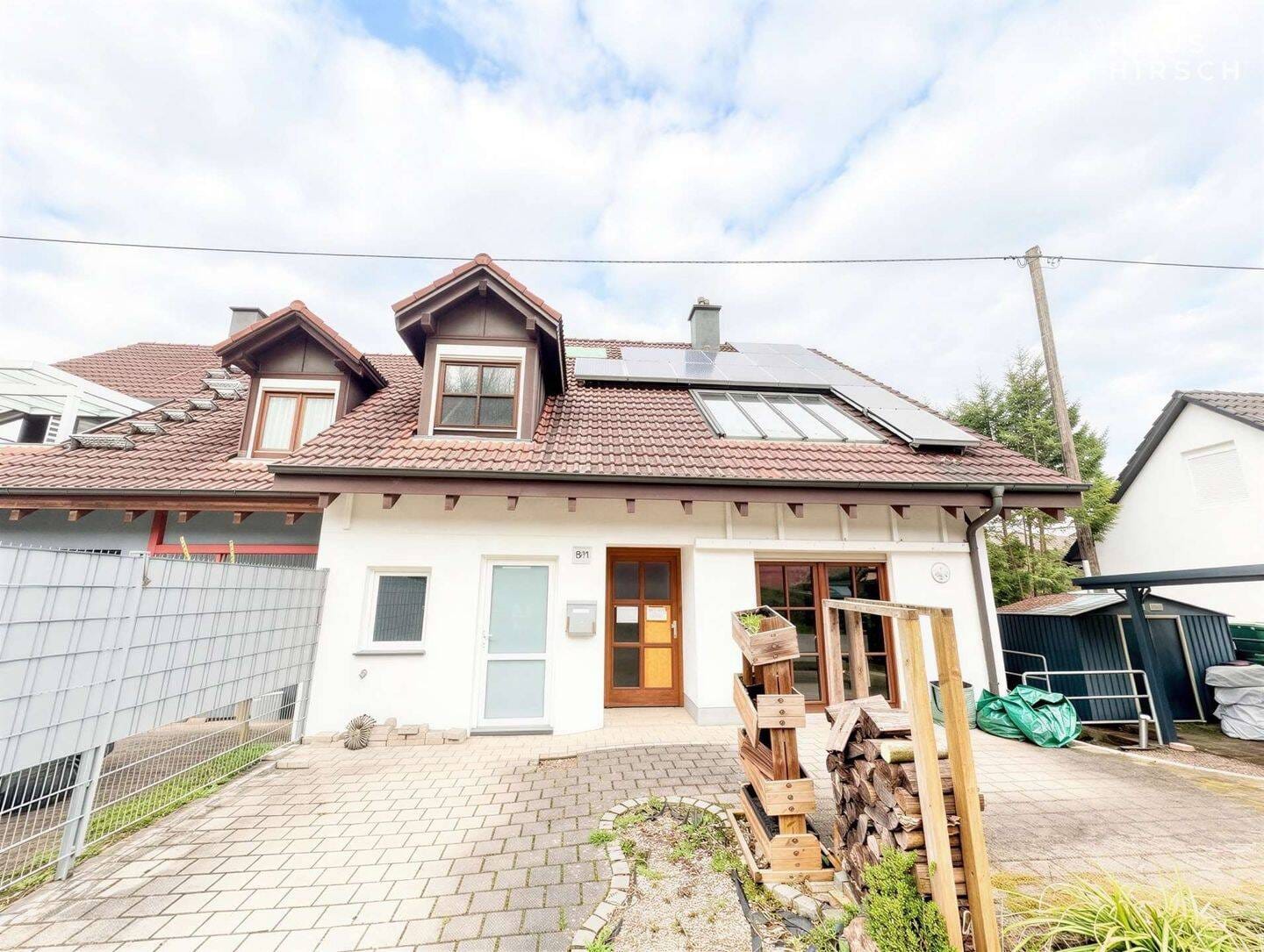 Immobilie in Lahr/Schwarzwald - Wertsteigerungspotenzial & Luxus-Leben in Lahr/Schwarzwald: 175 m² Wohnung als Sanierungsprojekt - Bild 0
