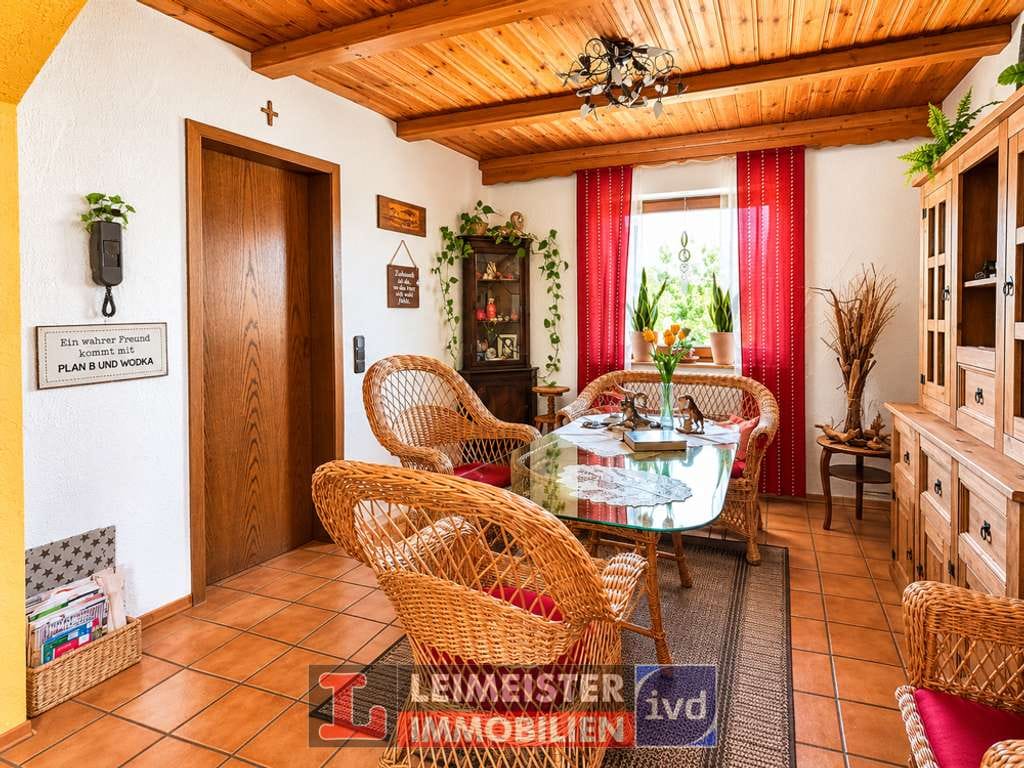 Immobilie in Krombach - Ein Haus zum Ankommen – Familienidylle mit Garten, Natur und Lebensqualität in Krombach - Bild 2