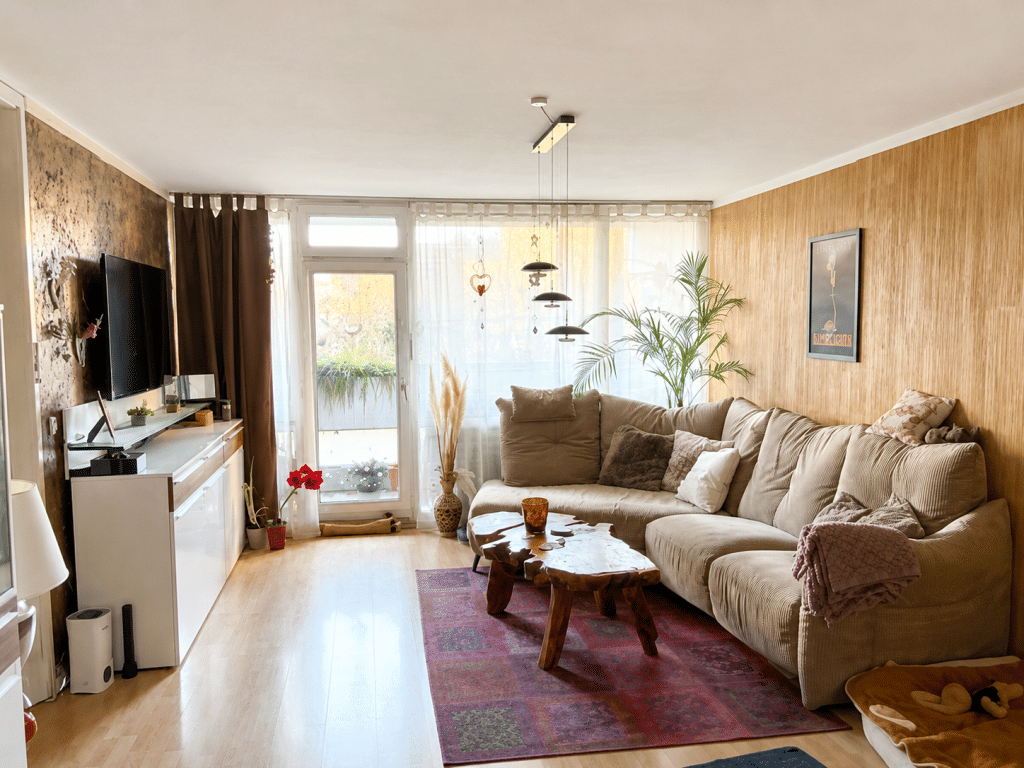 Immobilie in Taufkirchen - Brück Immobilien - 4 Zi.-Eigentumswohnung mit 2 Loggien zur Kapitalanlage - Bild 0