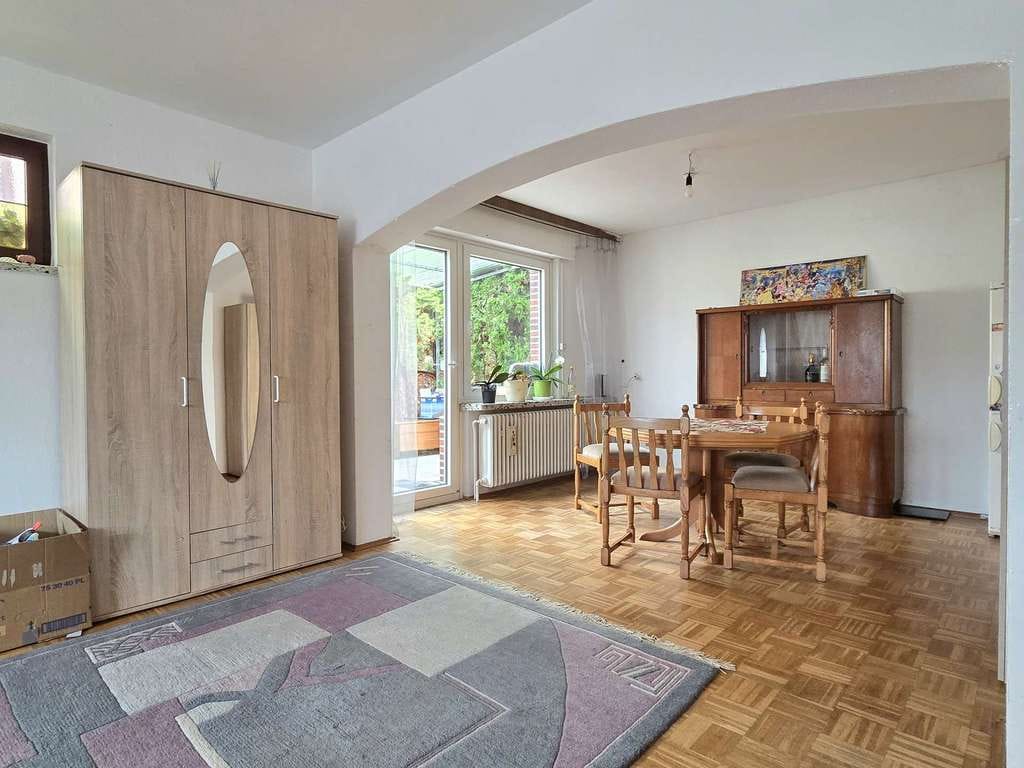 Immobilie in Munster - Gepflegtes Zweifamilienhaus mit Tiefgarage und Sauna in ruhiger Lage von Munster-Breloh - Bild 4
