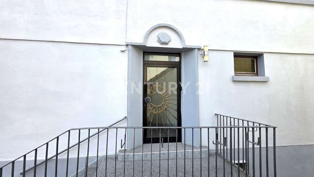 Immobilie in Friedrichsthal - Attraktives 1-2 Einfamilienhaus mit Garten und Terrasse in Friedrichsthal - Bild 4