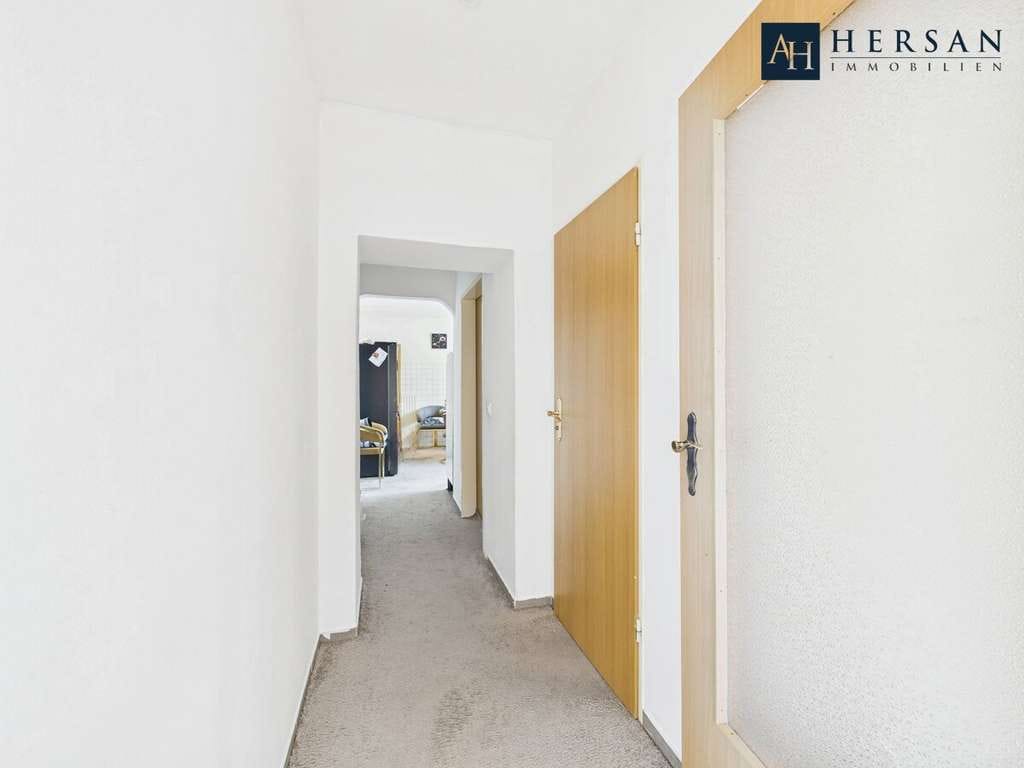 Immobilie in Würselen - Solides Mehrfamilienhaus mit sechs Wohneinheiten und attraktiven Außenflächen in Würselen! - Bild 2