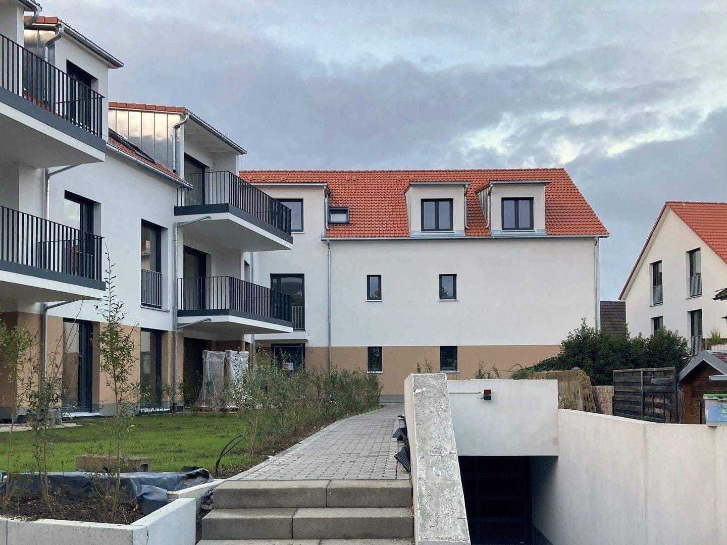 Immobilie in Heitersheim - Heitersheim, Wohnen im Honiggarten, großzügige, barrierefreie helle 4 - Zimmerwohnung im 1. OG mit Blick ins Grüne - Bild 2
