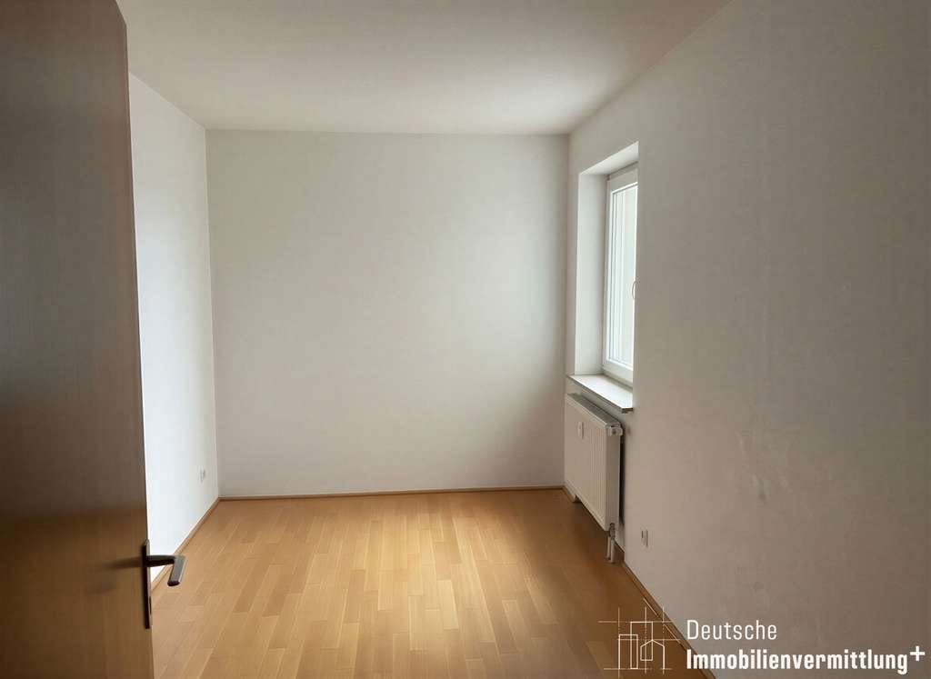 Immobilie in Vöhringen - 3 ZKB-Wohnung mit Entwicklungspotential - Bild 2