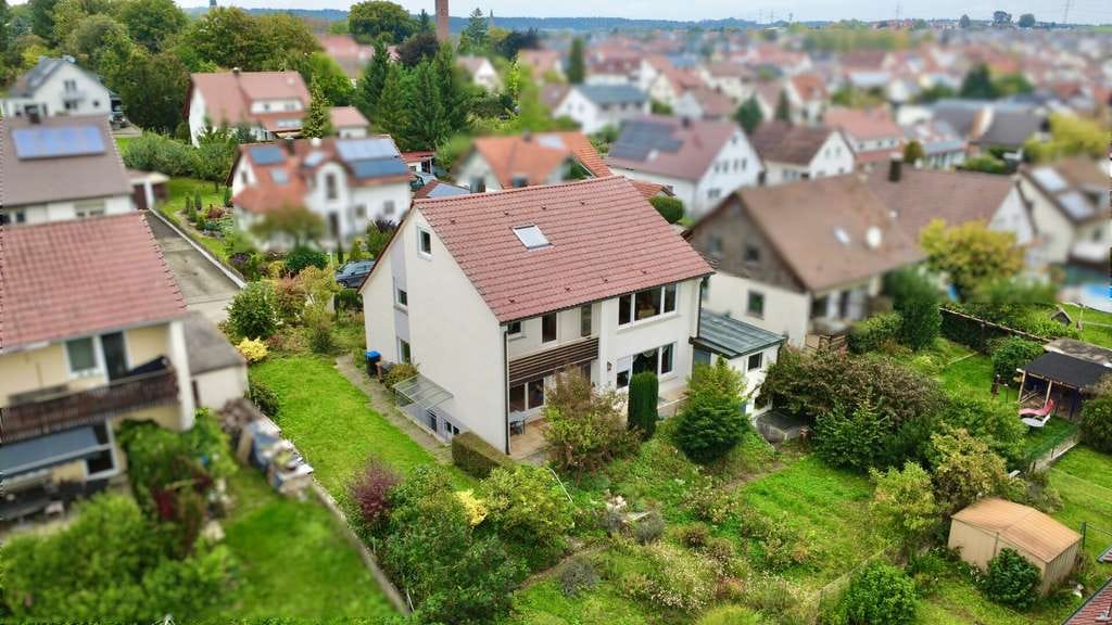 Immobilie in Niederstotzingen - Ihr neues Zuhause: Großzügiges Einfamilienhaus in ruhiger Lage von Niederstotzingen - Bild 1
