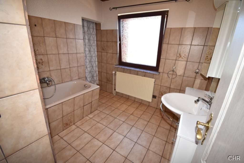 Immobilie in Walkenried - Sehr gepflegtes Einfamilienhaus (DHH) in ruhiger und sonniger Wohnlage im schönen Klosterort - Bild 4