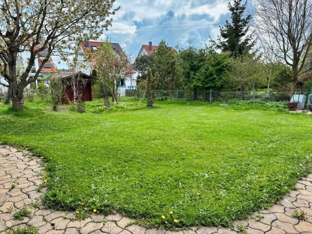 Immobilie in Waldenburg - *Viel Platz für Familie, Generationen oder Vermietung* - Bild 2