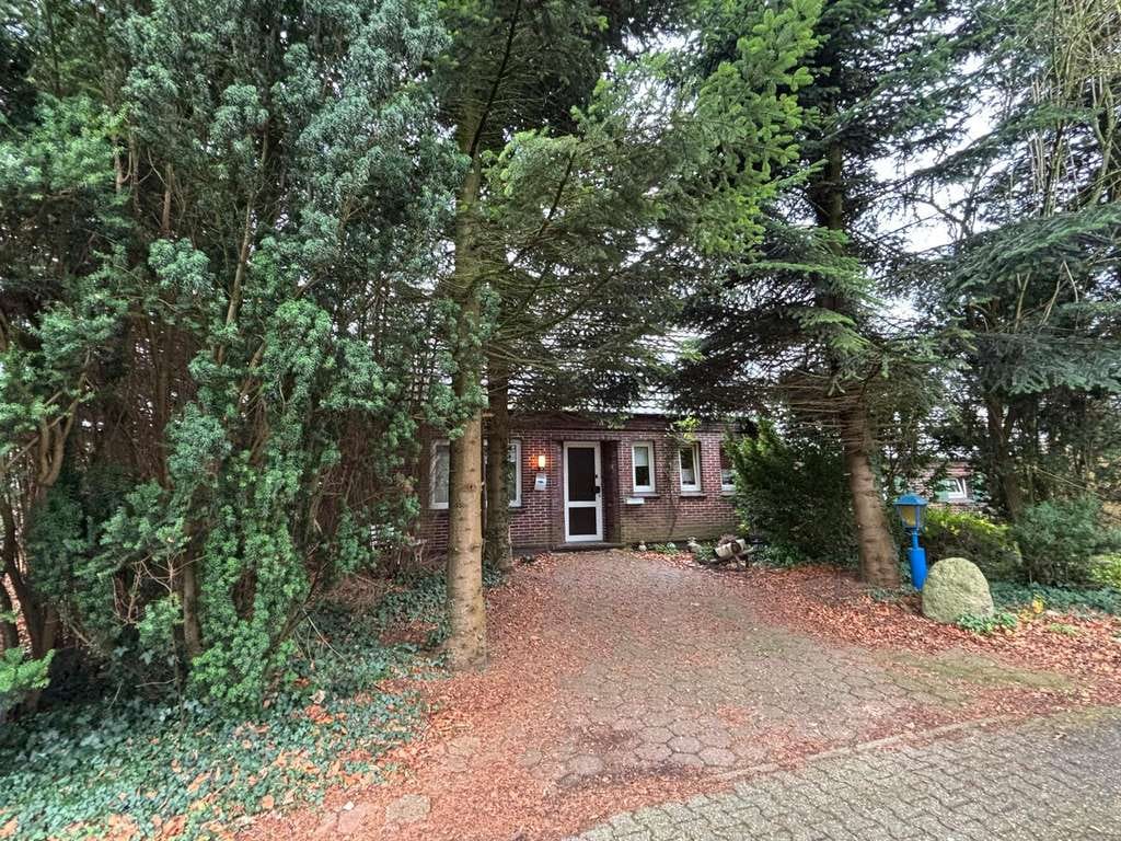 Immobilie in Großheide - Landhaus mit großem Grundstück in zentraler Lage von Großheide - Bild 2